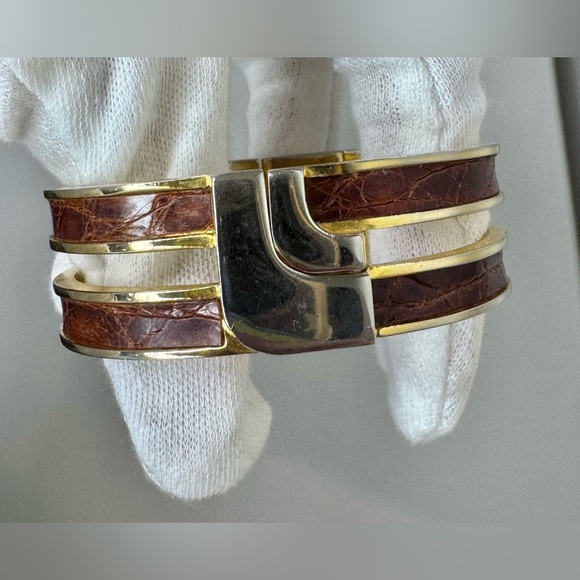 Loewe Jewelry - Loewe Vintage L-logo double cuff embossed bangle bracelet with COA